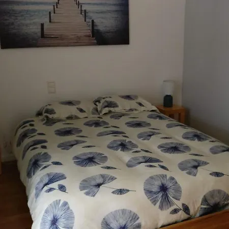 Couette-café La Touline 4*